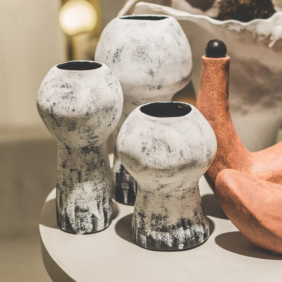 Lynton I Vase Small - Black and White Gradient