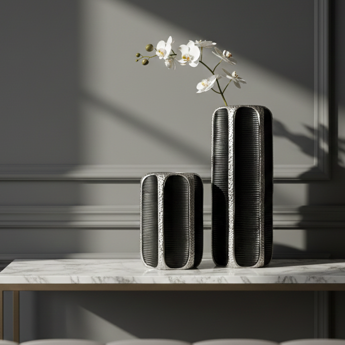 Mora Vase Small - Black and Silver Ceramic