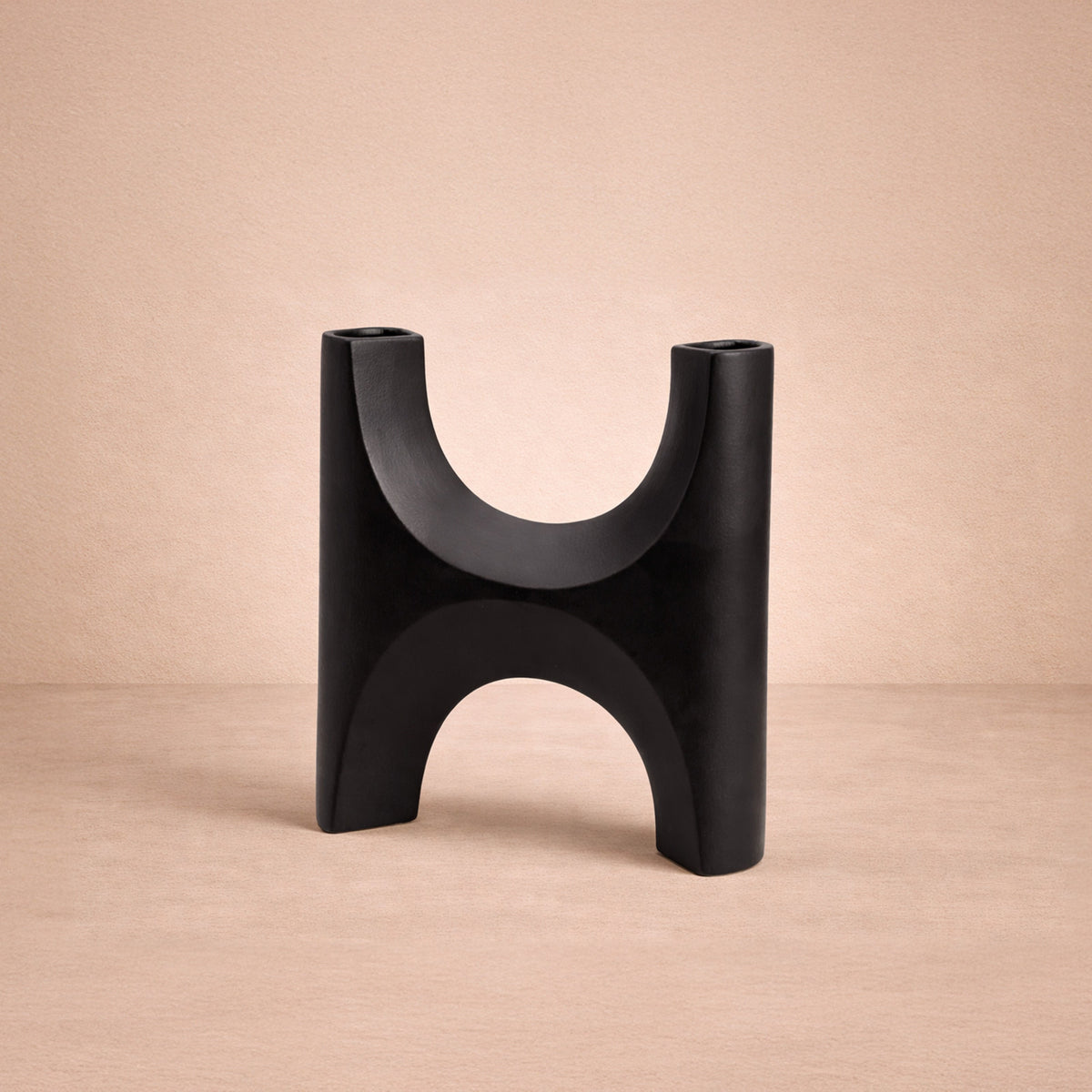 Savier Small Vase - Black Ceramic