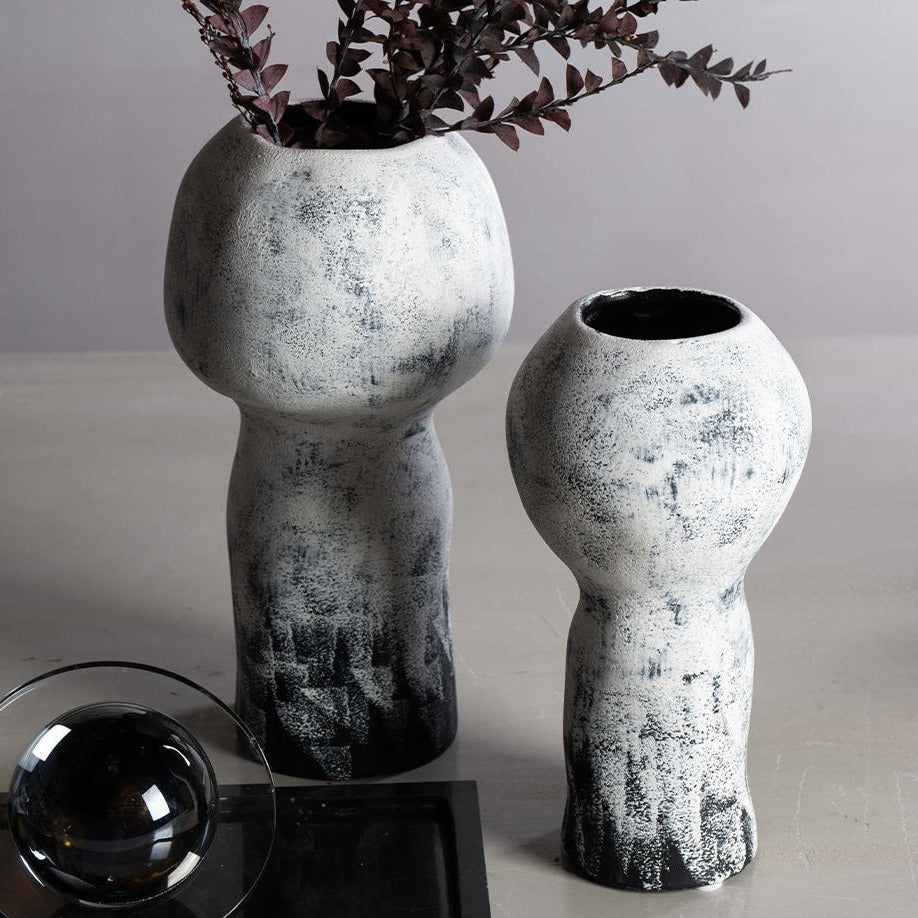 Lynton I Vase Small - Black and White Gradient
